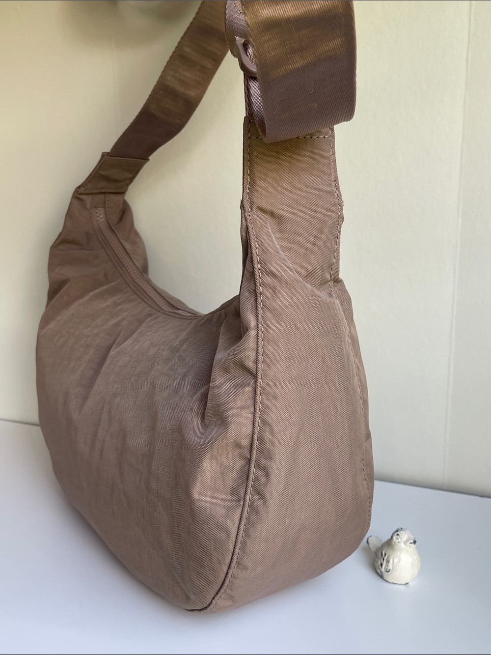 BAGGU Medium Nylon Crescent Bag - Picture 7 of 16